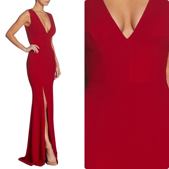 Dress The Population Sandra Plunge Crepe Gown - Picture 2 of 3